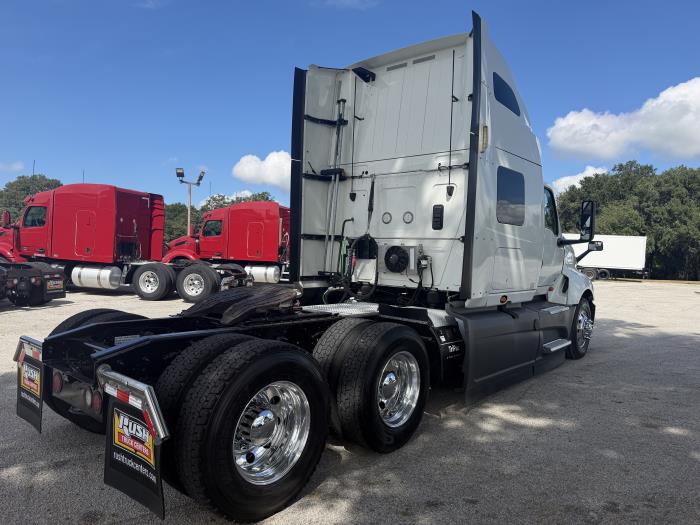 2022 International LT625-5