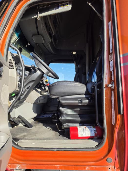 2021 Peterbilt 579-13