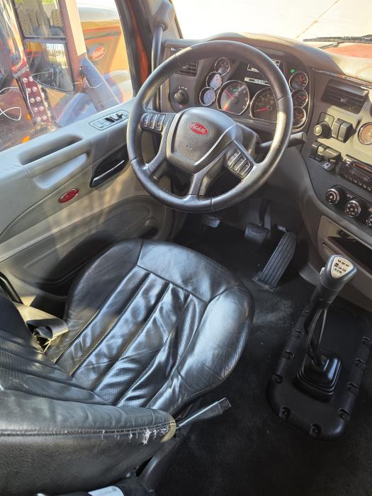2021 Peterbilt 579-15