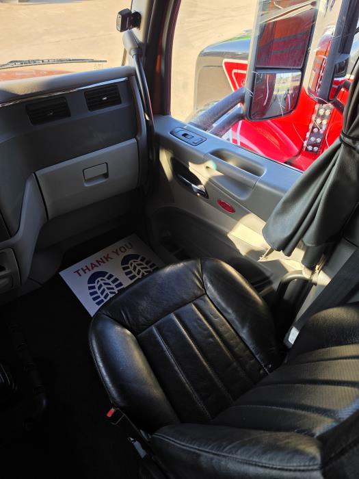 2021 Peterbilt 579-16