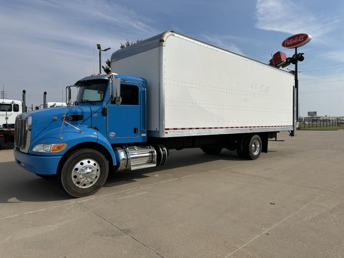2020 Peterbilt 337-0