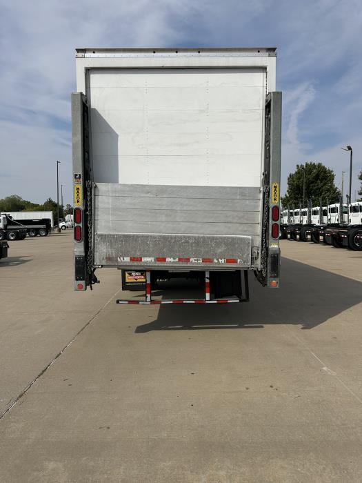 2020 Peterbilt 337-3