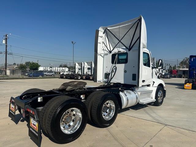 2022 Peterbilt 579-3