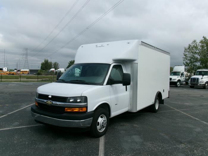 2023 Chevrolet Express 3500-1