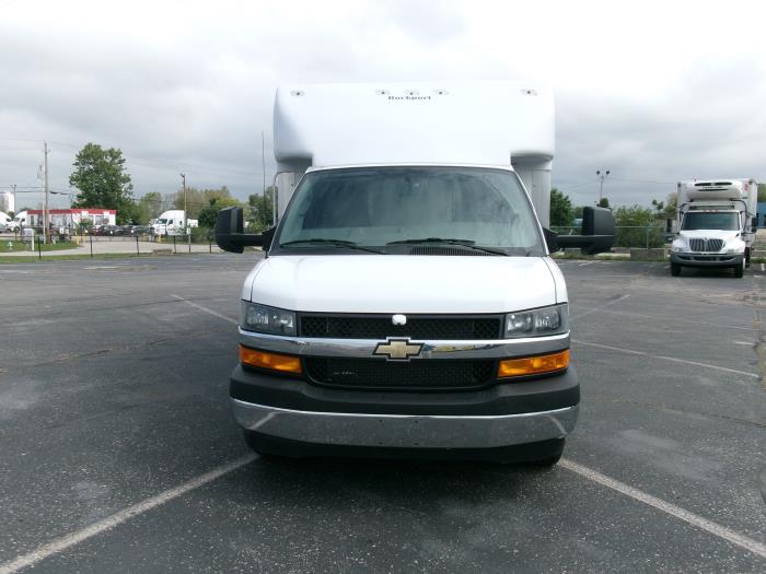 2023 Chevrolet Express 3500-2