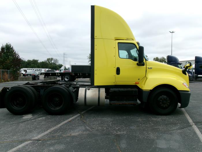 2023 International LT625-5