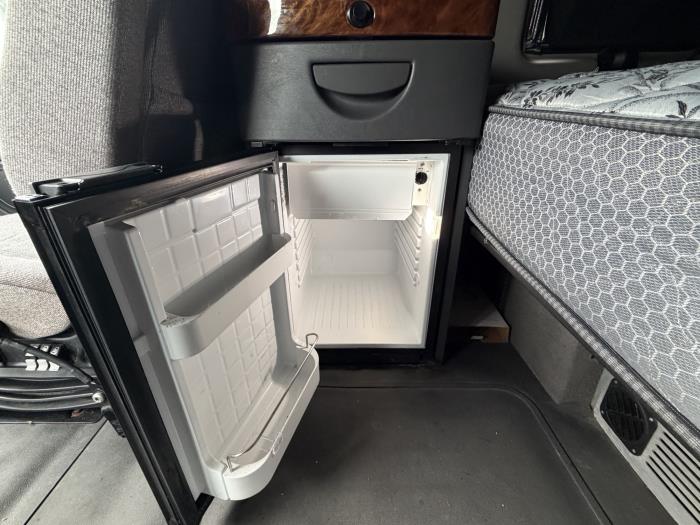 2022 International LT625-6