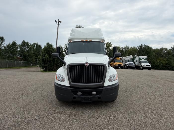 2022 International LT625-9