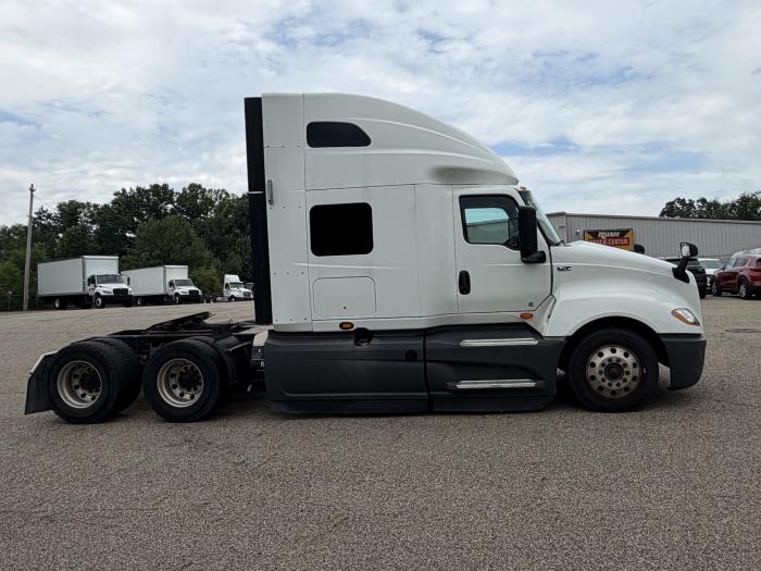 2022 International LT625-11
