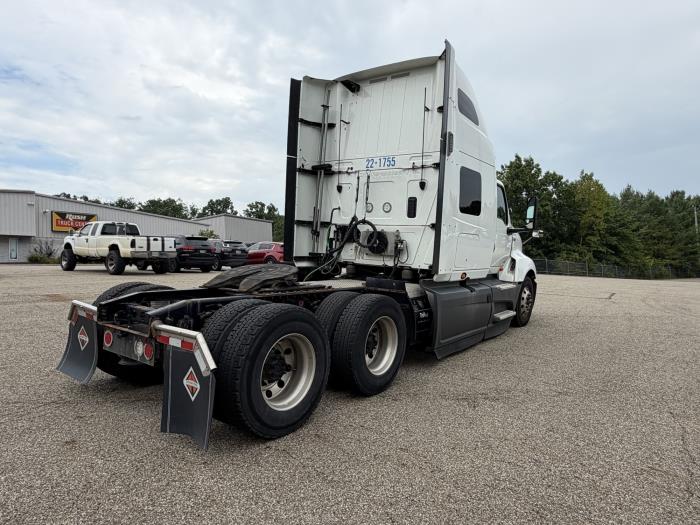 2022 International LT625-12