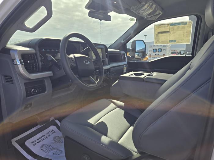 2026 Ford F-550-15