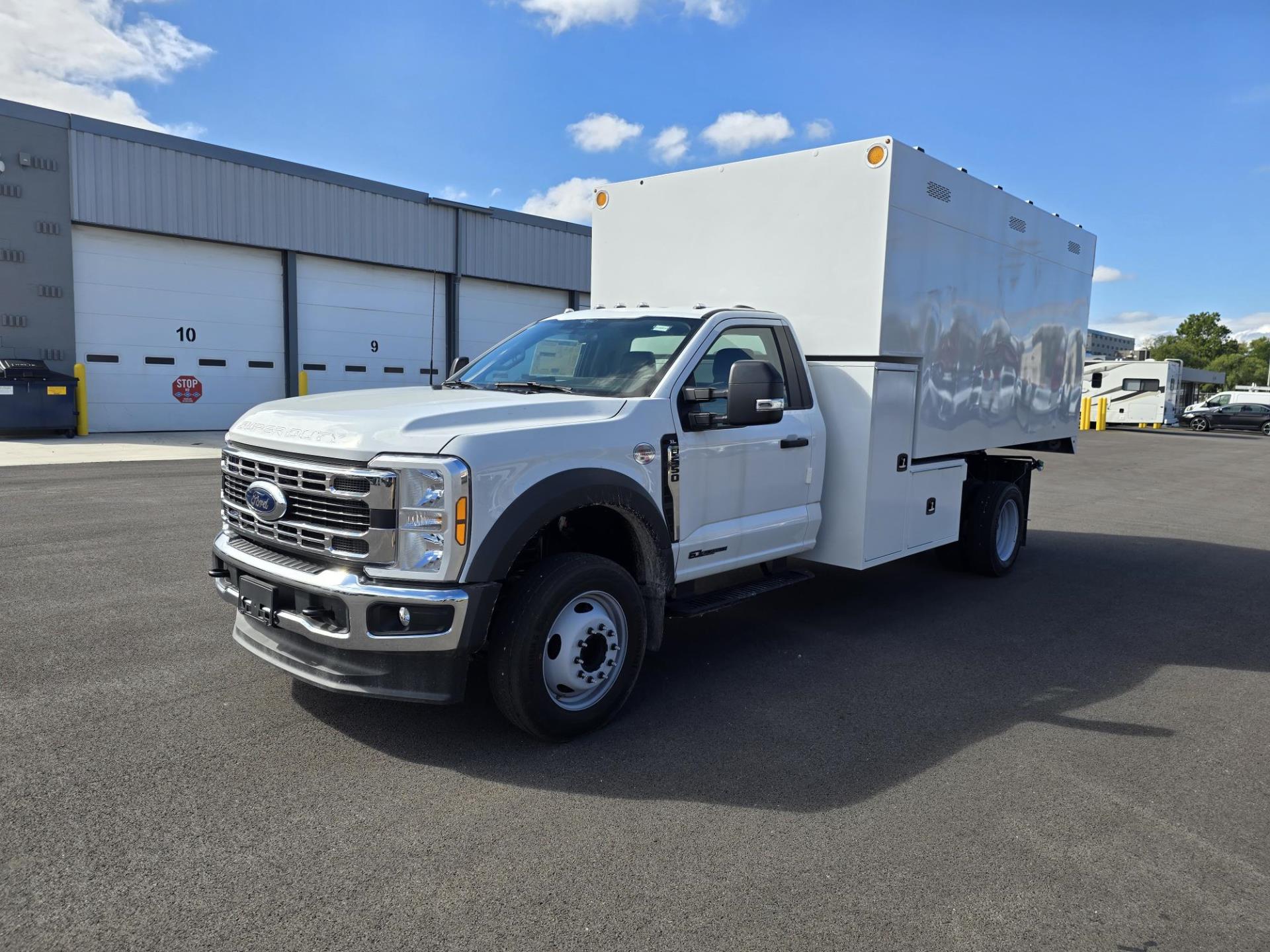 New 2026 Ford F-550 Regular Cab Chipper Truck for sale #2088844 - photo 5