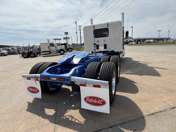 2027 Peterbilt 589-14