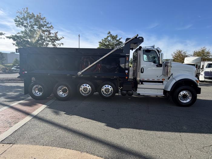 2027 International HX520-3