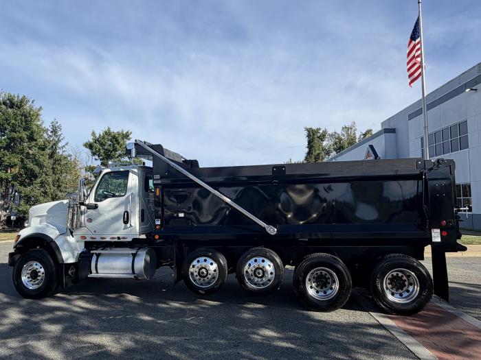 2027 International HX520-5