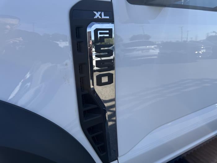 2026 Ford F-550-7