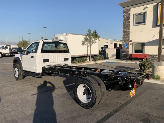 2027 Ford F-600-2