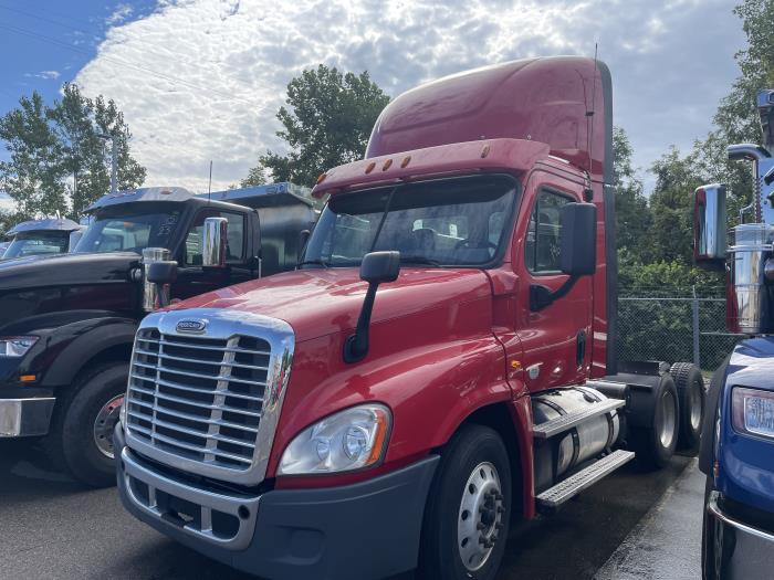 2019 Freightliner Cascadia-2