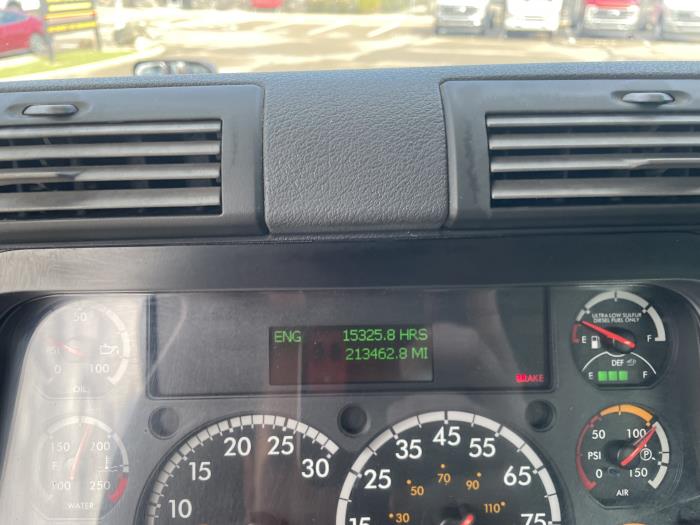 2019 Freightliner Cascadia-4