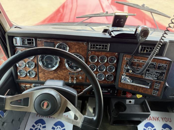 2021 Kenworth W900L-30