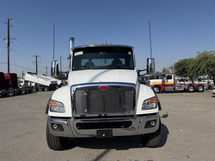 2027 Peterbilt 548-1