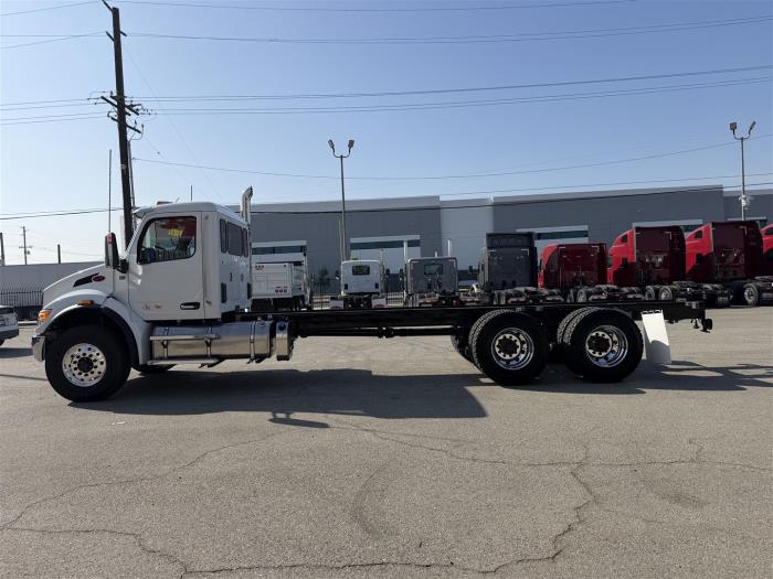 2027 Peterbilt 548-7