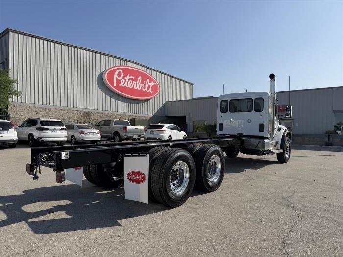 2027 Peterbilt 548-4