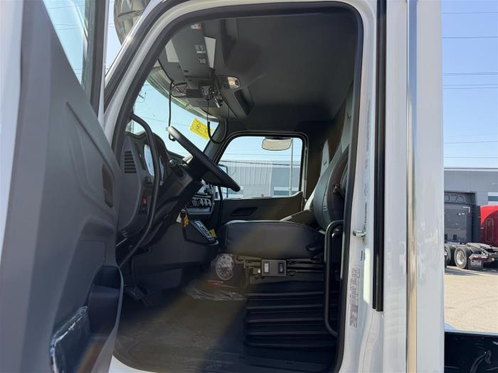 2027 Peterbilt 548-14