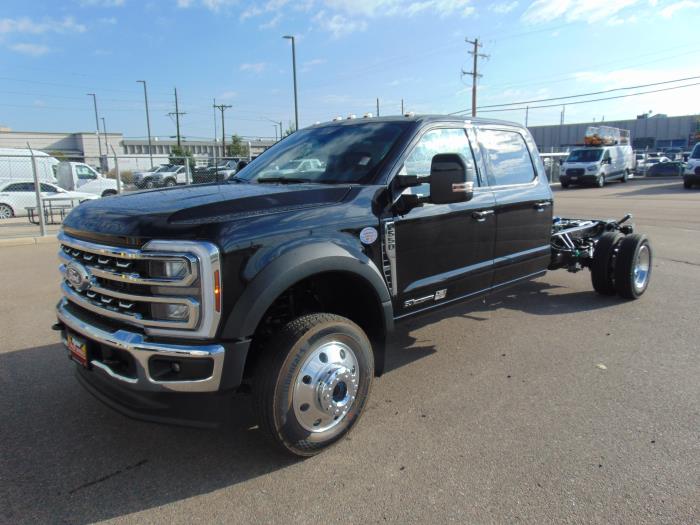 2027 Ford F-550-1