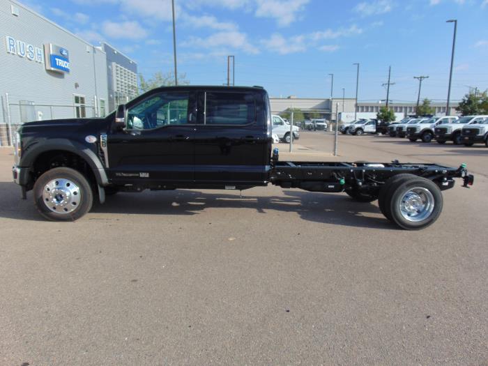 2027 Ford F-550-2