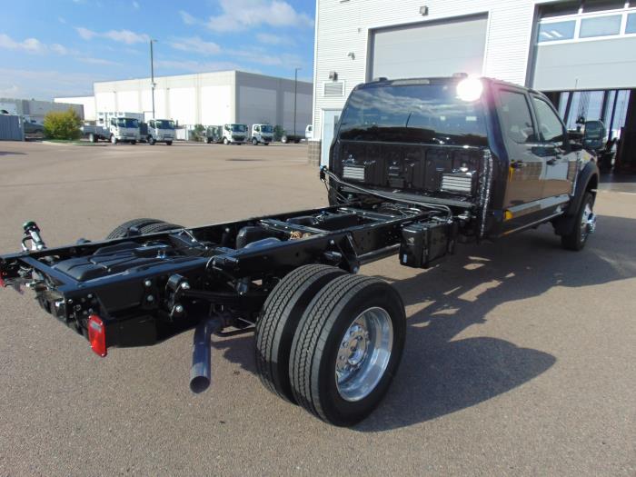 2027 Ford F-550-5