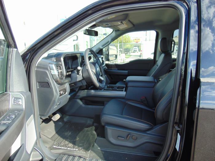 2027 Ford F-550-10