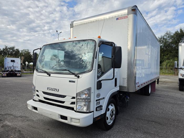 2018 Isuzu NRR-0