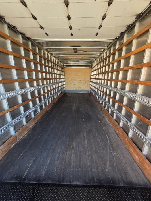 2023 Freightliner Business Class M2 106-7