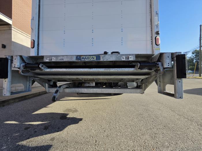 2023 Freightliner Business Class M2 106-9