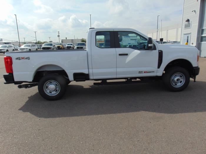 2027 Ford F-250-5