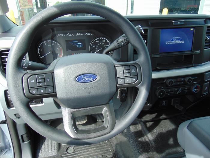 2027 Ford F-250-10