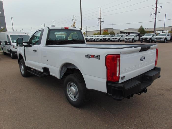 2027 Ford F-250-2