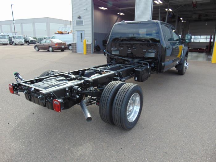 2027 Ford F-550-5