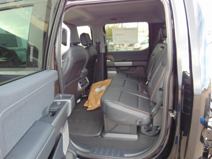 2027 Ford F-550-9