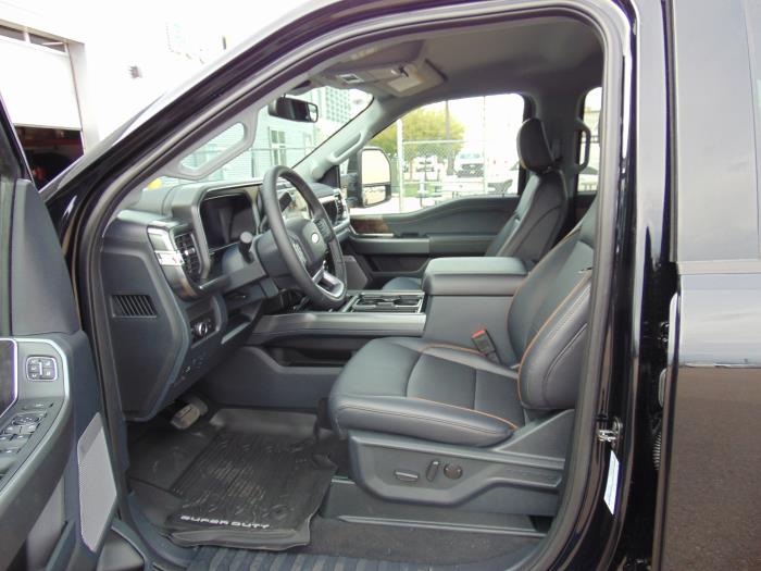 2027 Ford F-550-10