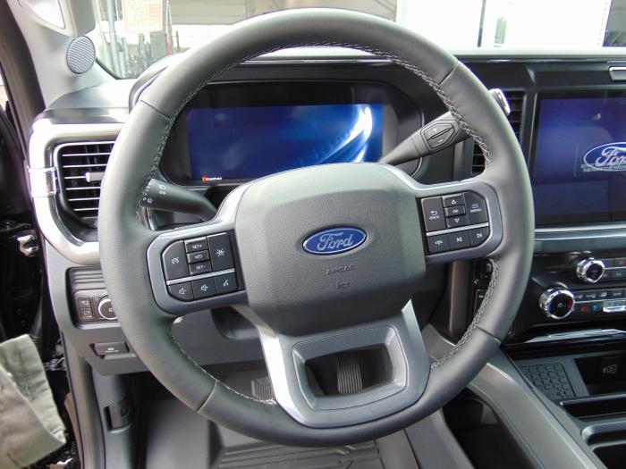 2027 Ford F-550-12