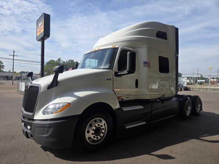 2021 International LT625-0