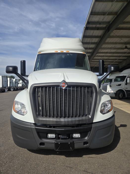 2021 International LT625-12