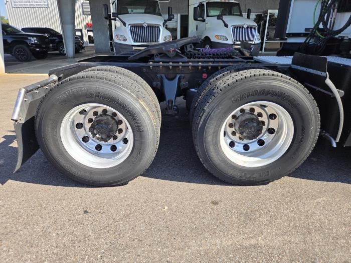 2021 International LT625-13