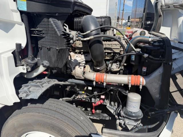 2019 Freightliner Cascadia-12