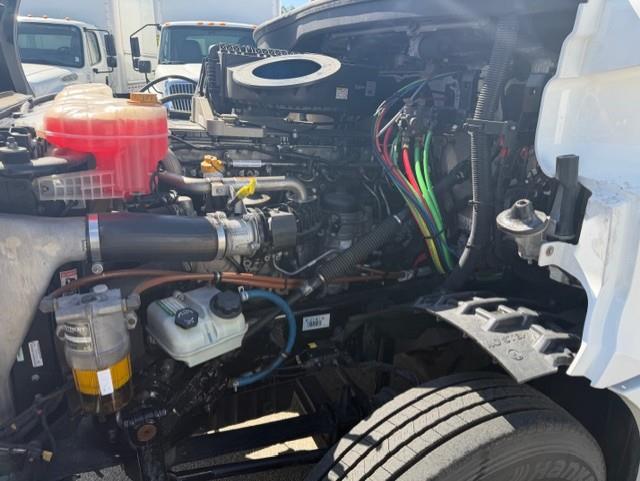 2019 Freightliner Cascadia-13