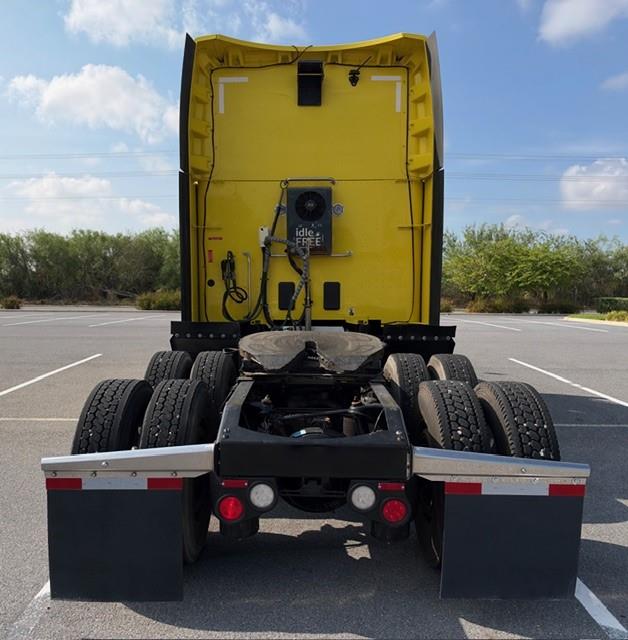 2022 Peterbilt 579-5