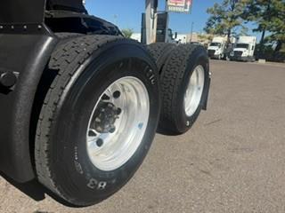 2021 International LT625-10