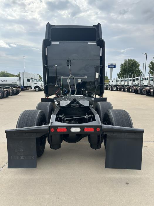 2022 Peterbilt 389-3